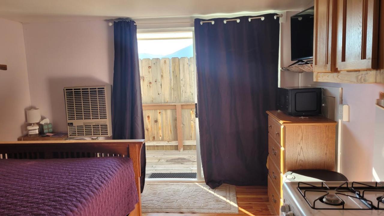 Angel Cottage With A Sauna Or The Cozy With A Jacuzzi Tub, Both Are Studios With A View Of Маунт-Шаста Екстер'єр фото